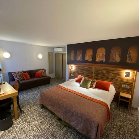 Logis - Le Christina Hotel Bourges Luaran gambar