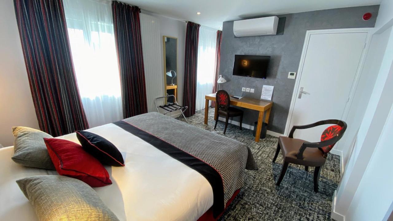 Logis - Le Christina Hotel Bourges Luaran gambar