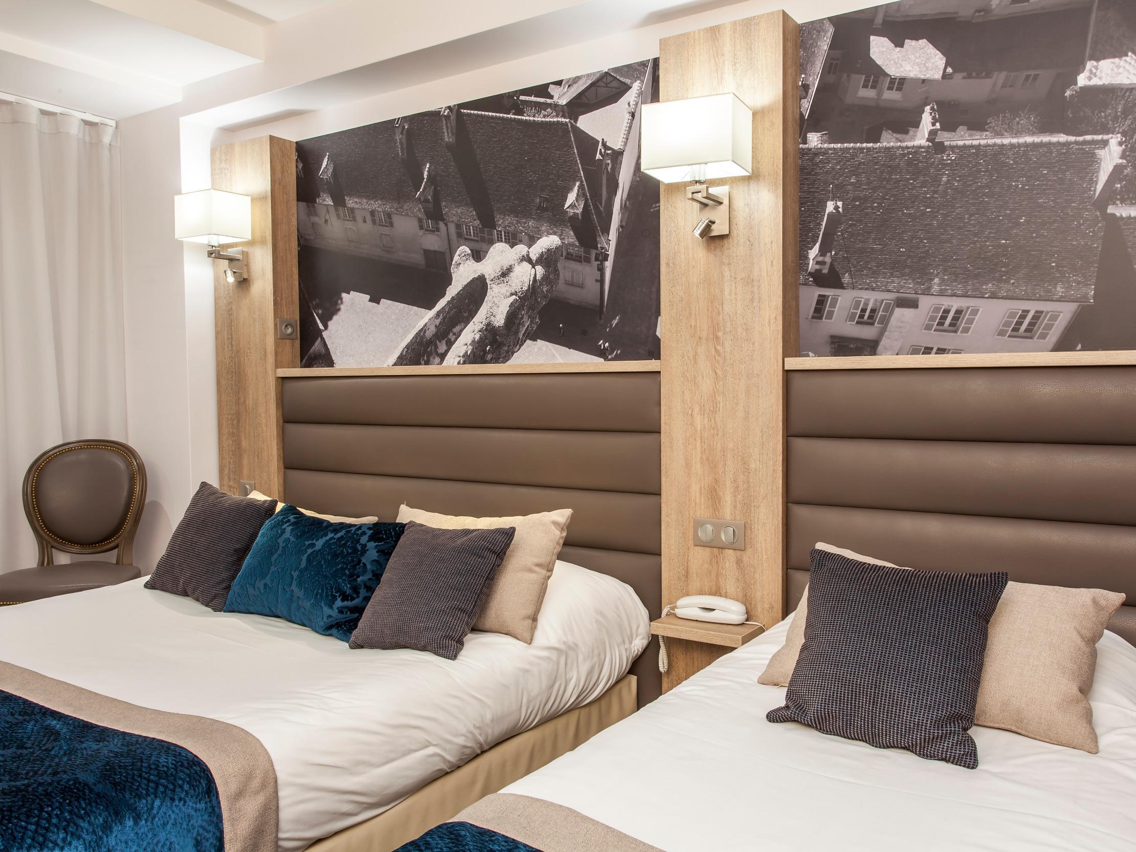 Logis - Le Christina Hotel Bourges Luaran gambar