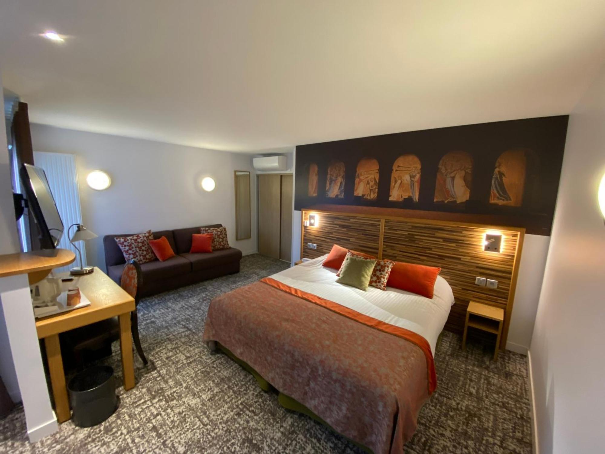 Logis - Le Christina Hotel Bourges Luaran gambar