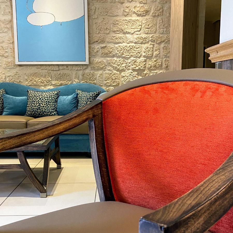 Logis - Le Christina Hotel Bourges Luaran gambar